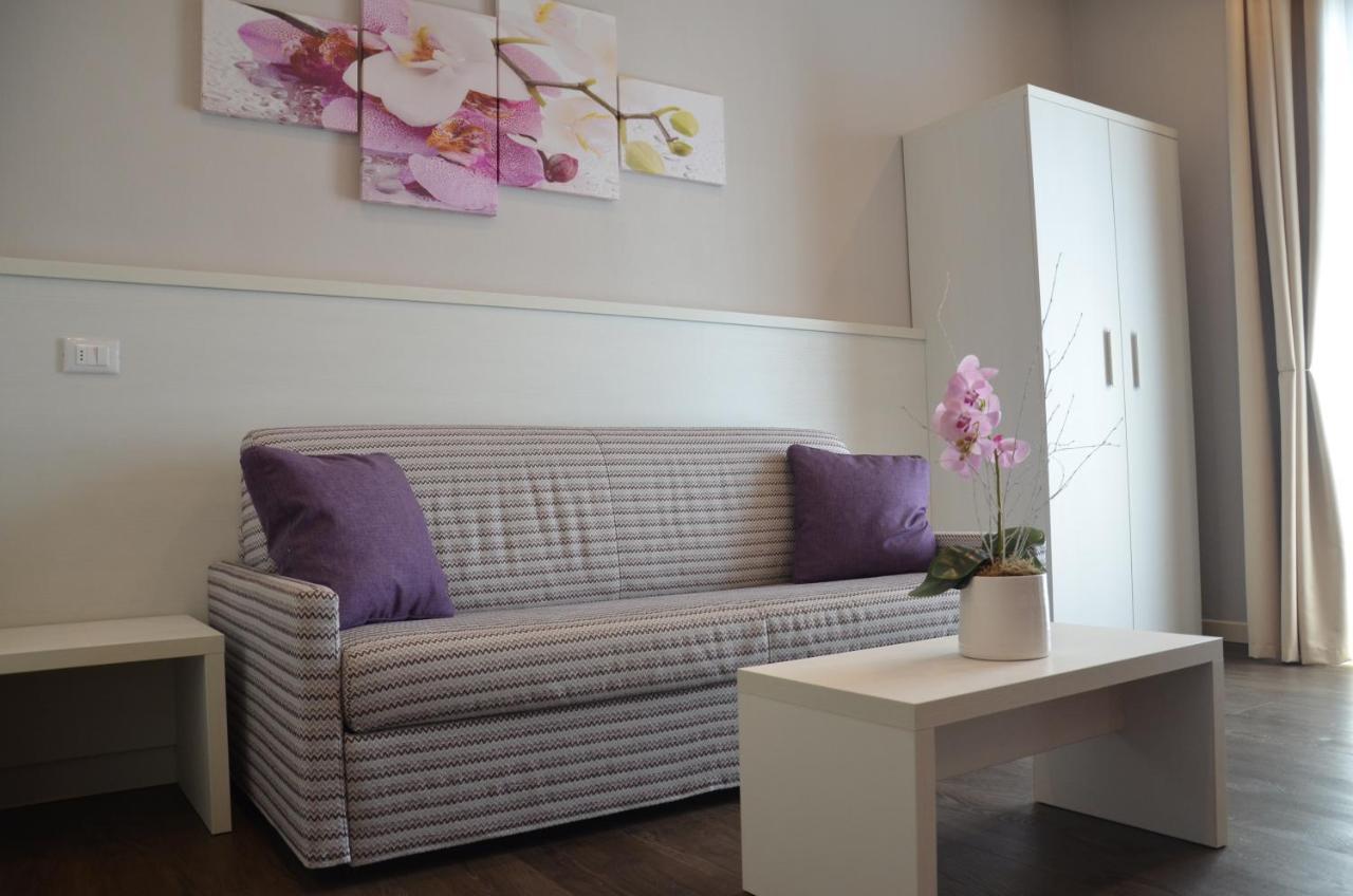 Bed and Breakfast H2O Сирмионе Экстерьер фото