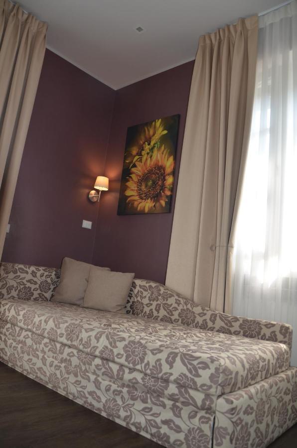 Bed and Breakfast H2O Сирмионе Экстерьер фото